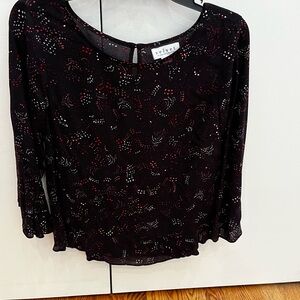 Velvet by Graham & Spencer Women's Black Top with Cosmic Heart Pattern